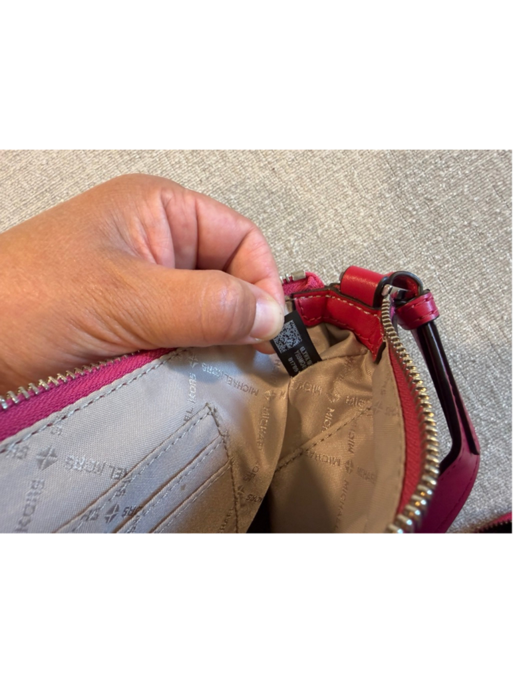 Michael Kors Jet Set Saffiano Leather Crossbody Bag carmine pink - Picture 8 of 13